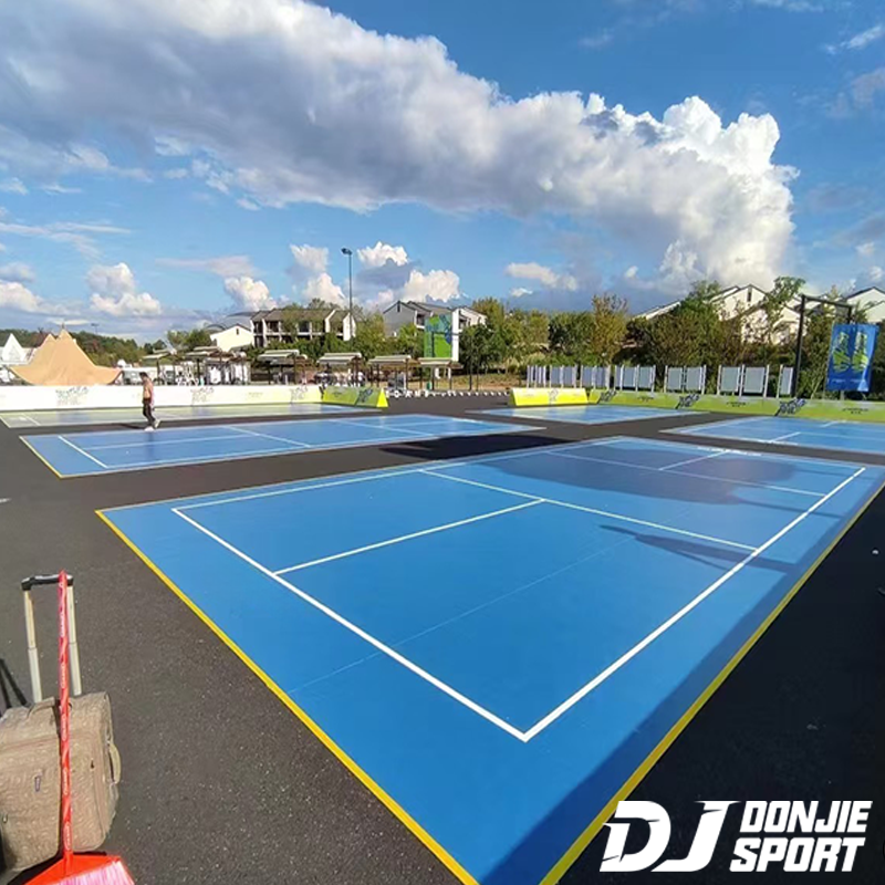 outdoor pickleball court flooring