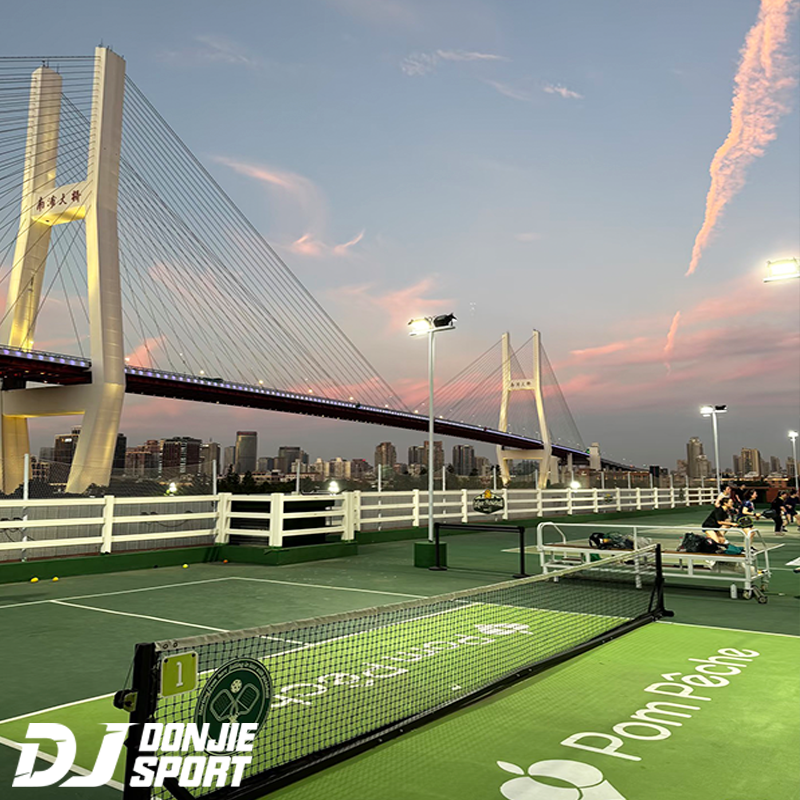 outdoor pickleball court flooring